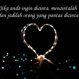 Kata Mutiara Puisi Cinta